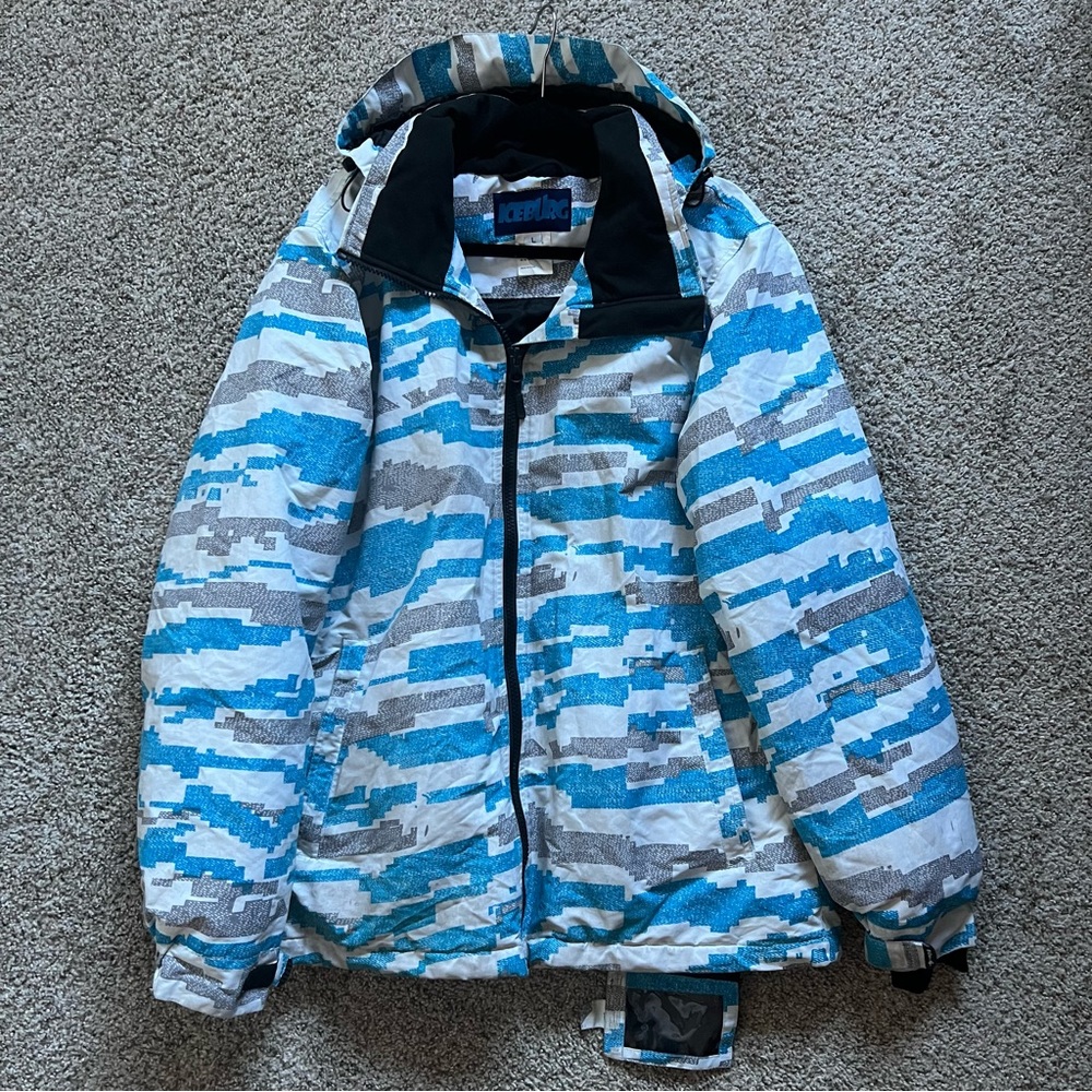 Men’s Large blue and white camo zip snow jacket